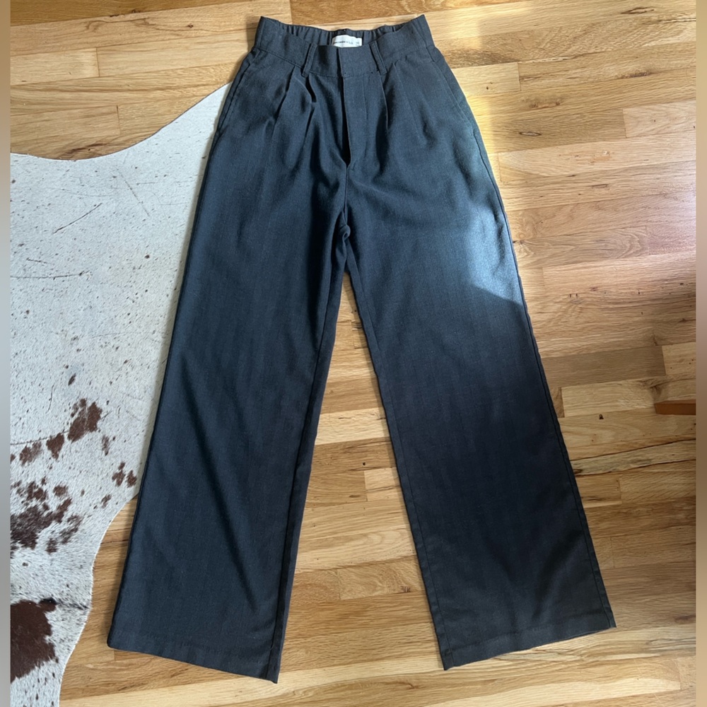 Abercrombie & Fitch - Sloane Tailored Wide Leg Pant